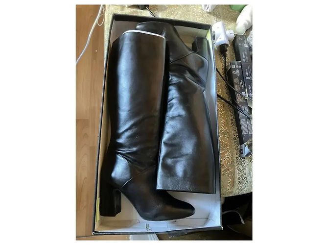 Autre Marque Sisley Botas altas de cuero negro con tacón de bloque - vista 5