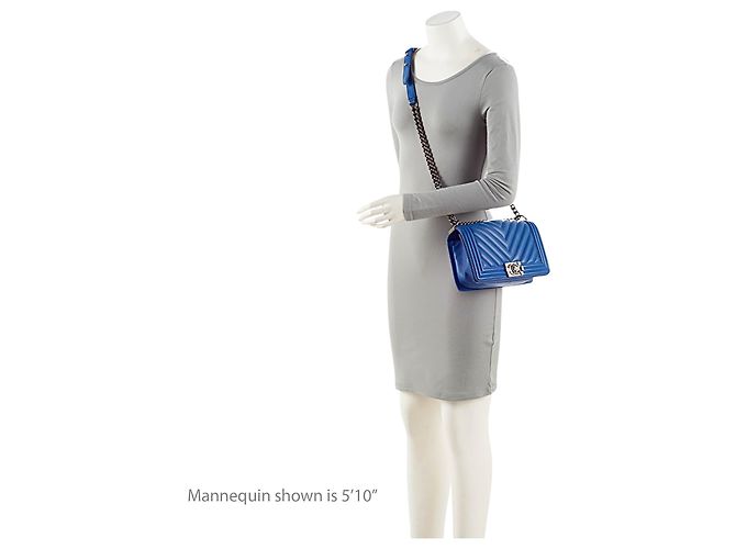 Borsa Boy Chanel Chevron in agnello Old Medium Blu - vista 5
