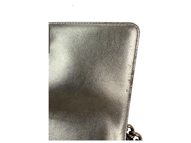 Borsa a tracolla Chanel Metallic Calfskin Quilted Medium Boy Flap Khaki Silver Argento Metallico - vista 8