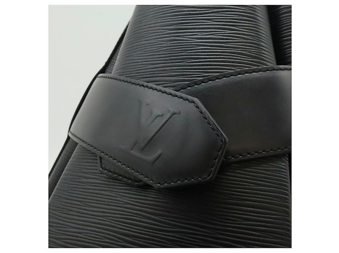 Borsa a Spalla Louis Vuitton Epi Leather Sac de Paul PM Nero - vista 7