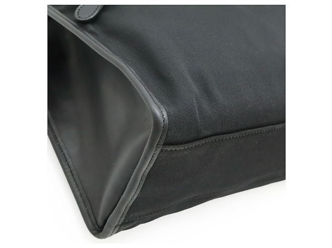 Pasta Executiva de Nylon, Lona e Couro Gucci Preto - vista 3