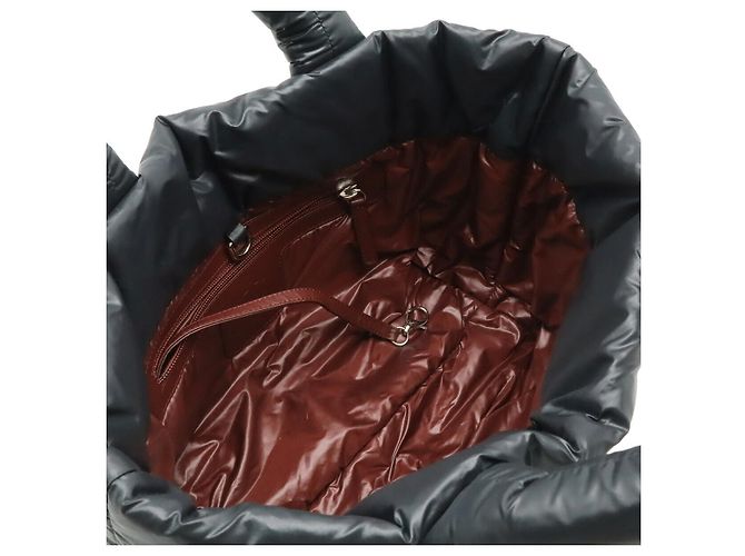 Tote Chanel Coco Cocoon Small in Nylon e Pelle Nero - vista 5