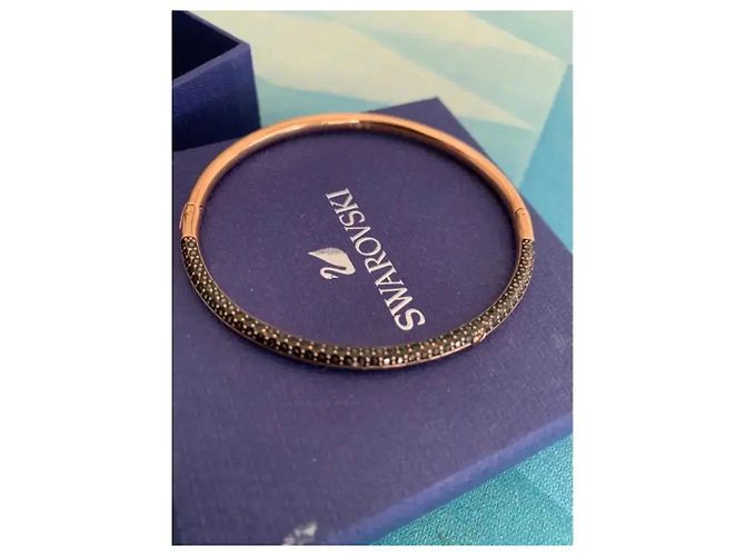 Swarovski Bracciale Rigido Sparkling Dance - Oro Rosa e Cristalli Neri Nero - vista 4