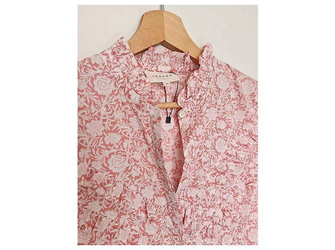 Sézane Bluse mit Blumenmuster in Rosa und Weiß Pink - Ansicht 4