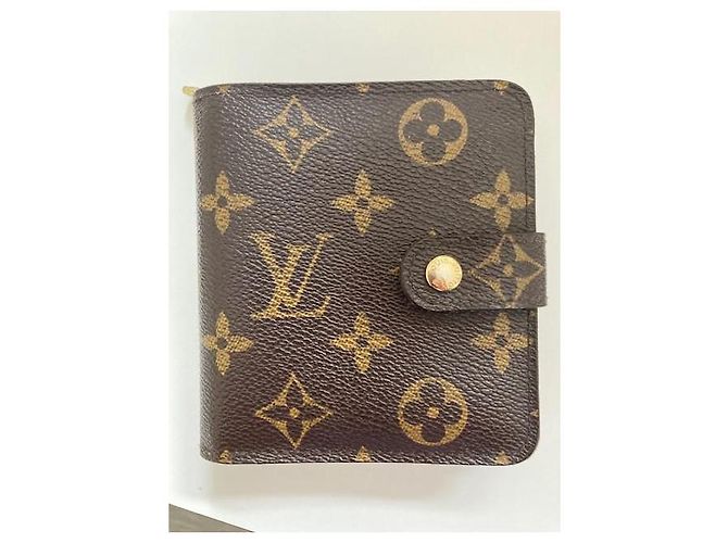 Louis Vuitton Monogram Essentiels Etui à Baguettes Marrone Monogramma - vista 7