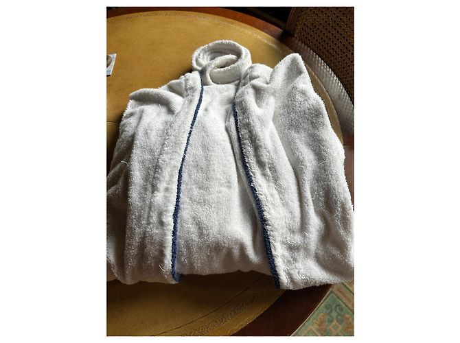 Hugo Boss White Cotton Hooded Bathrobe with Navy Trim Navy blue - view 19