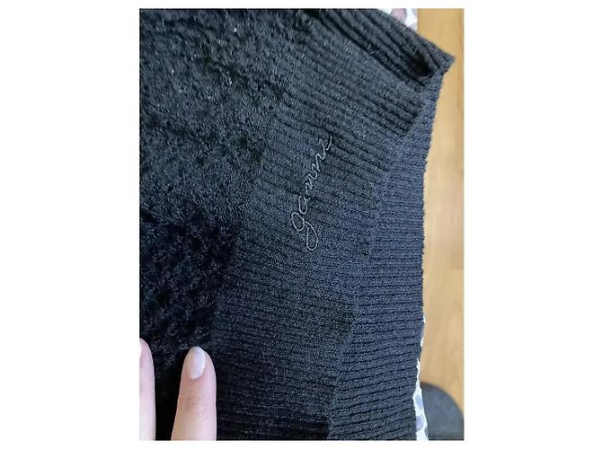 Ganni Schwarzes Strickoberteil mit Rüschen - Ansicht 6
