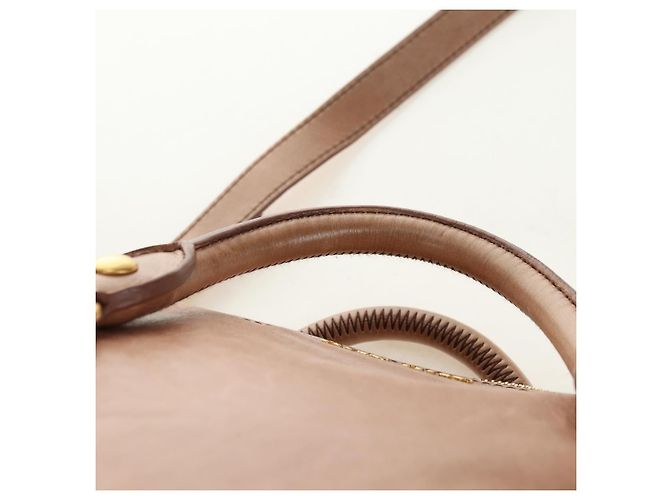 Borsa Miu Miu in pelle 2 modi Beige Oro Auth 182623SAM D'oro - vista 14