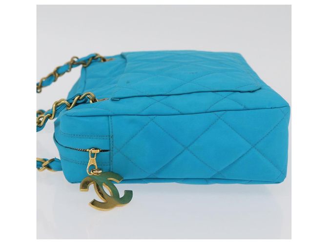 CHANEL Matelasse Chain Shoulder Bag Nylon Blue Gold CC Auth 181801SV D'oro - vista 5