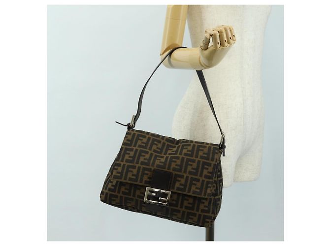 FENDI Zucca Canvas Mamma Baguette Borsa a Spalla Nero Marrone Auth 182589V - vista 26