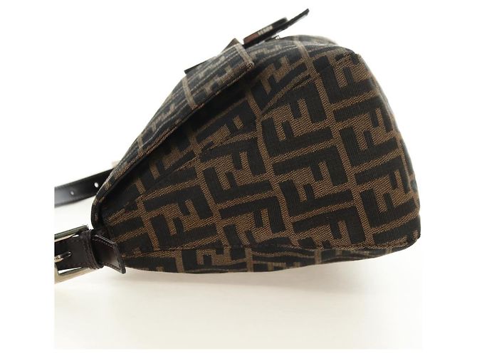 FENDI Zucca Canvas Mamma Baguette Borsa a Spalla Nero Marrone Auth 182589V - vista 3