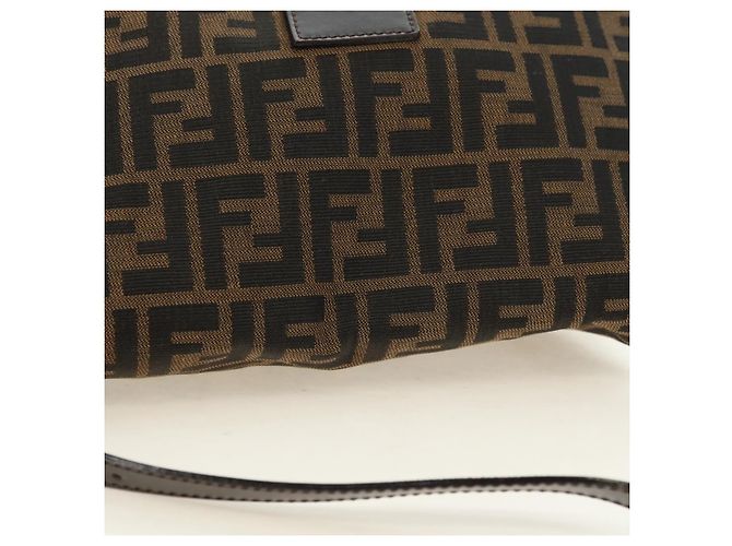 FENDI Zucca Canvas Mamma Baguette Borsa a Spalla Nero Marrone Auth 182589V - vista 6