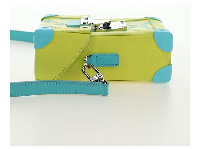 LOUIS VUITTON Monogram Playground Vertical Trunk Bag Giallo M82007 Auth 182888SM - vista 3