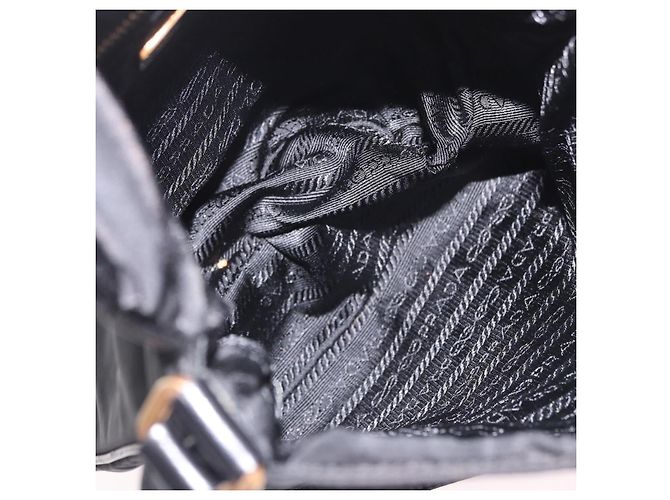 Bolsa de Ombro PRADA Nylon Preto Gold Auth 183882A Dourado - vista 11