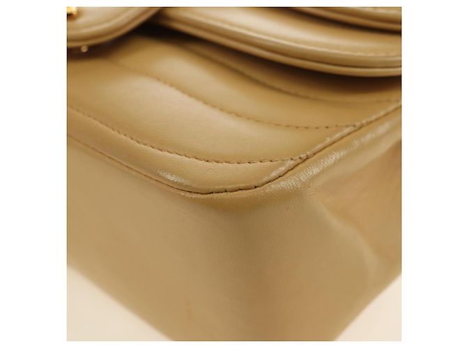 CHANEL Bolsa de Ombro com Corrente em Pele de Cordeiro Bege Ouro CC Auth 182904SAV Dourado - vista 14