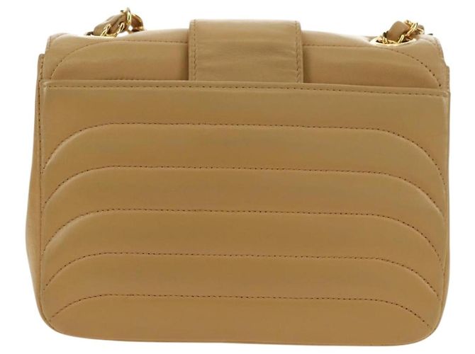 CHANEL Bolsa de Ombro com Corrente em Pele de Cordeiro Bege Ouro CC Auth 182904SAV Dourado - vista 2