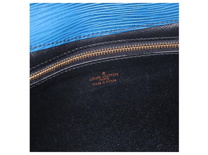LOUIS VUITTON Epi Montaigne 27 Clutch Bag Blue M52655 LV Auth 184193 - vista 18