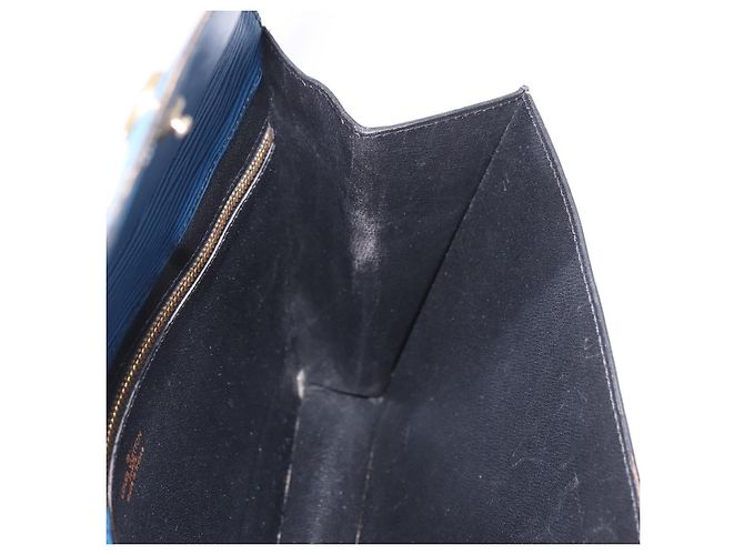 LOUIS VUITTON Epi Montaigne 27 Clutch Bag Blue M52655 LV Auth 184193 - vista 19