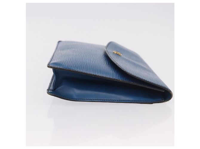 LOUIS VUITTON Epi Montaigne 27 Clutch Bag Blue M52655 LV Auth 184193 - vista 3