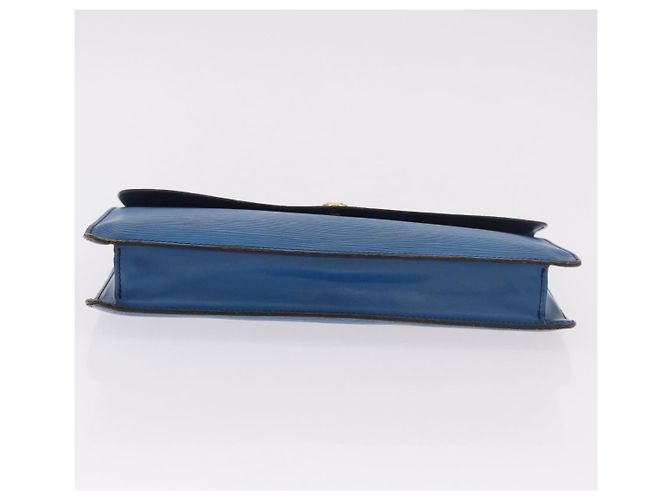 LOUIS VUITTON Epi Montaigne 27 Clutch Bag Blue M52655 LV Auth 184193 - vista 7