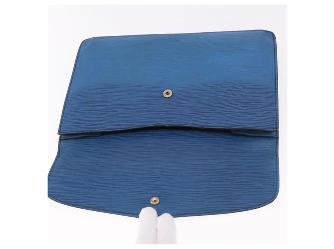 LOUIS VUITTON Epi Montaigne 27 Clutch Bag Blue M52655 LV Auth 184193 - vista 9