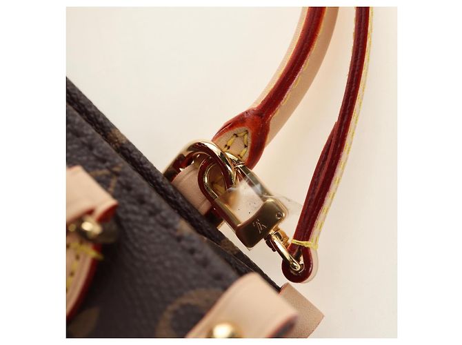 LOUIS VUITTON Borsa Monogram Panda On The Go Trunk BB M13668 Auth 181957SAM Monogramma - vista 22