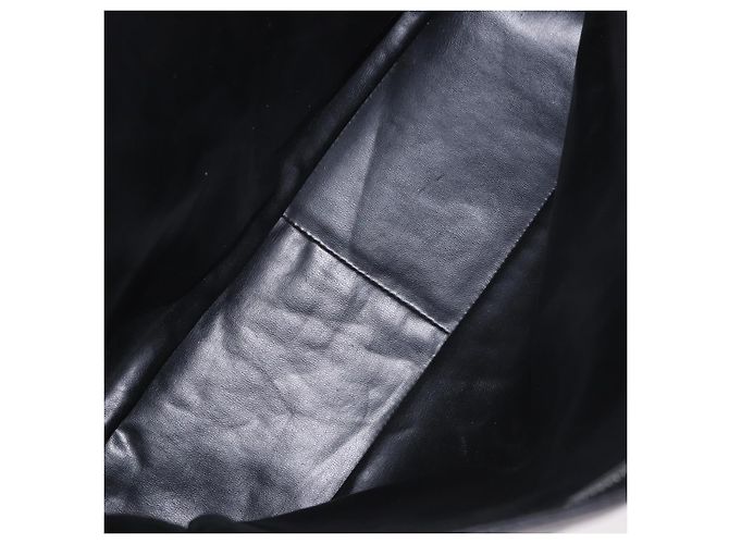 Borsa CHANEL Matelasse in pelle di agnello nera e oro CC Auth 183326A Nero D'oro - vista 10