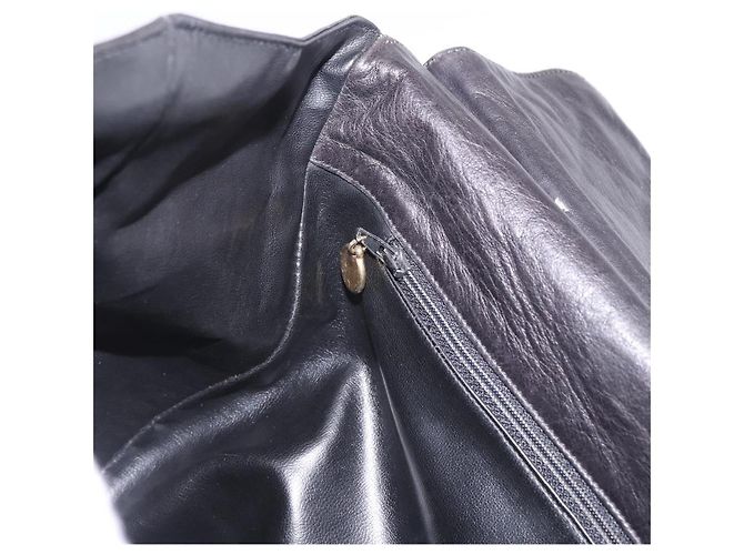 Borsa CHANEL Matelasse in pelle di agnello nera e oro CC Auth 183326A Nero D'oro - vista 21