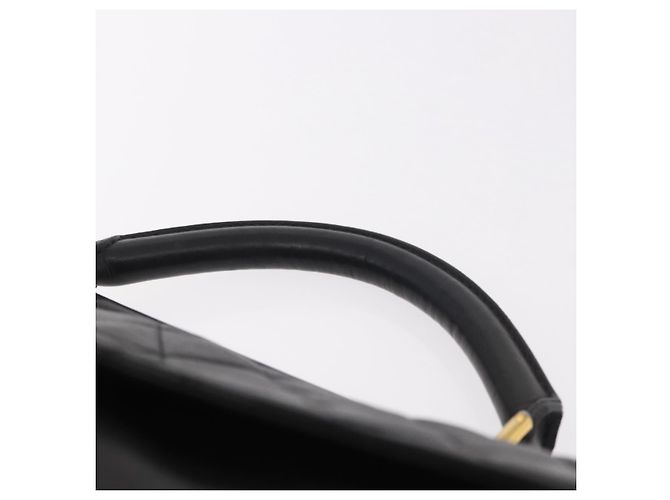 Borsa CHANEL Matelasse in pelle di agnello nera e oro CC Auth 183326A Nero D'oro - vista 8
