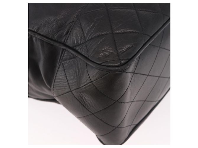 Borsa CHANEL Matelasse in pelle di agnello nera e oro CC Auth 183326A Nero D'oro - vista 9