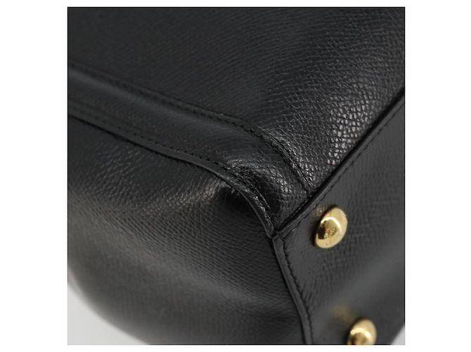 Bolso de hombro Salvatore Ferragamo Vala Chain de cuero negro y dorado Auth ka4612V - vista 14