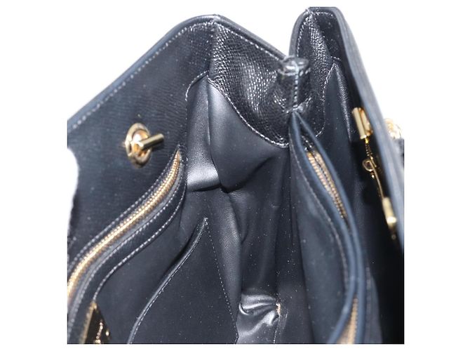 Bolso de hombro Salvatore Ferragamo Vala Chain de cuero negro y dorado Auth ka4612V - vista 19
