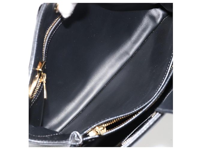 Bolso de hombro Salvatore Ferragamo Vala Chain de cuero negro y dorado Auth ka4612V - vista 25