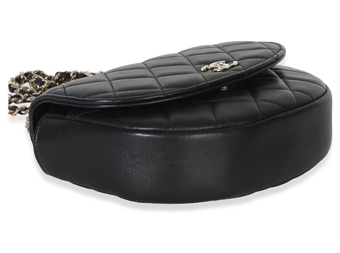 Timeless Chanel Black Quilted Lambskin CC Half Moon Top Handle Flap Nero - vista 7
