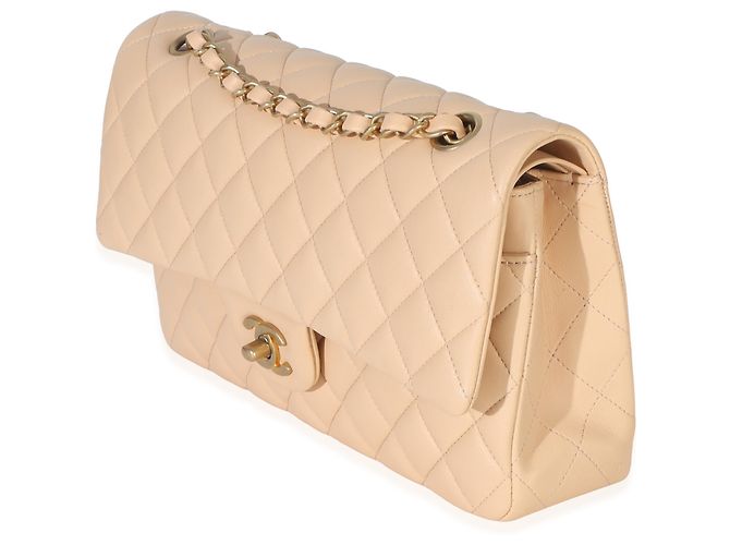 Timeless Borsa Chanel Beige Quilted Lambskin Medium Classic Double Flap - vista 3