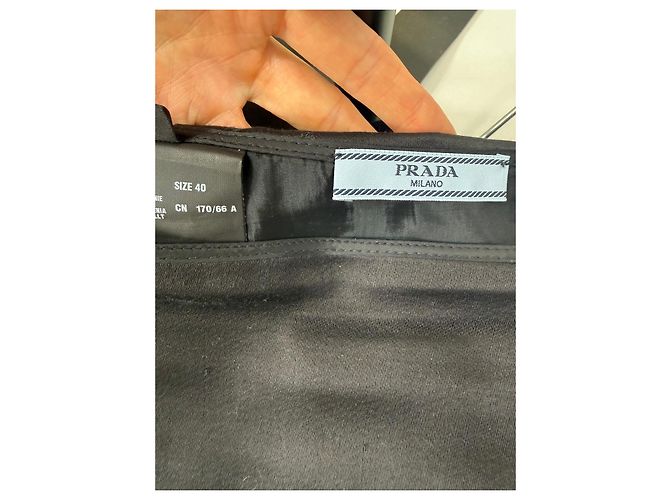 Prada Gonna a trapezio nera in cotone e lana Nero - vista 5