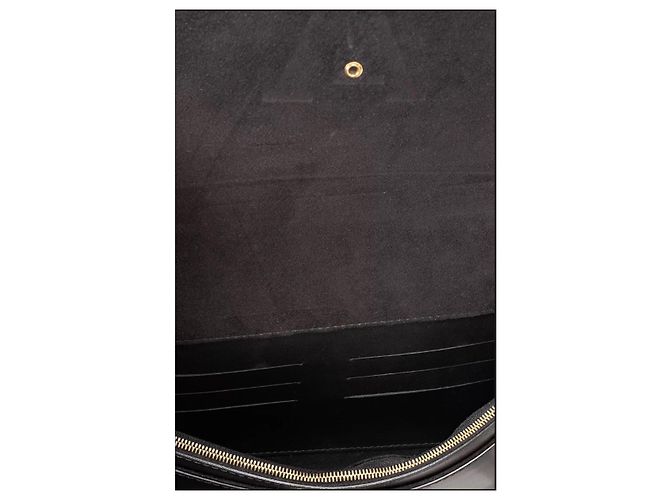 Louis Vuitton Pochette in Pelle Nera con Catena Nero - vista 6