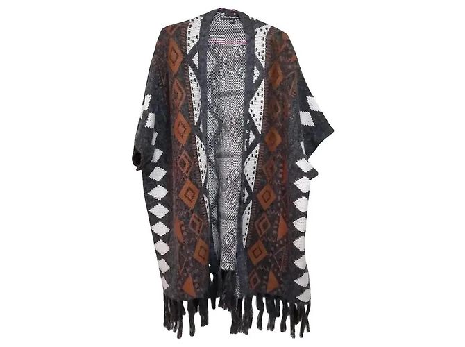 Autre Marque Strick-Poncho mit geometrischem Muster und Fransen Braun Schwarz Weiß Grau - Ansicht 3