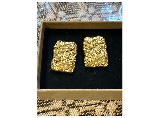 Autre Marque Orecchini rettangolari testurizzati dorati D'oro - vista 4