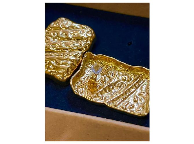 Autre Marque Orecchini rettangolari testurizzati dorati D'oro - vista 5