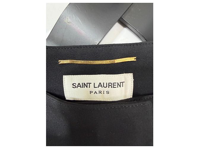 Saint Laurent Short de Lã Virgem Preto - vista 3