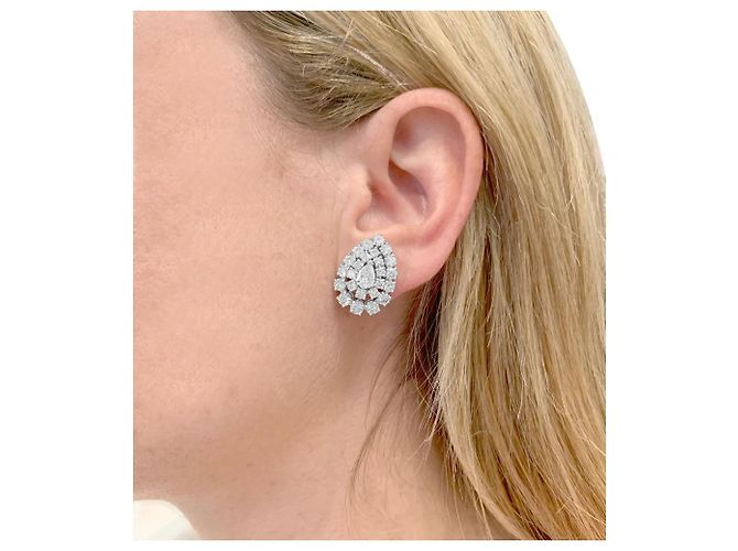 Orecchini Boucheron in platino e diamanti. - vista 7