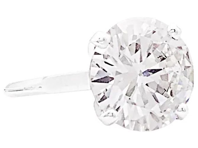 Autre Marque Platinring besetzt mit einem 5.01 Karat Diamanten. - Ansicht 3