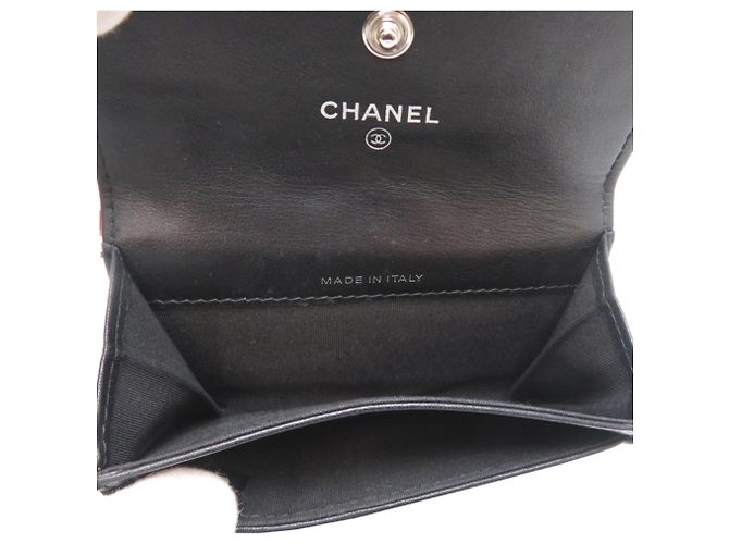 Chanel Camellia Lambskin Card Case Black - view 5
