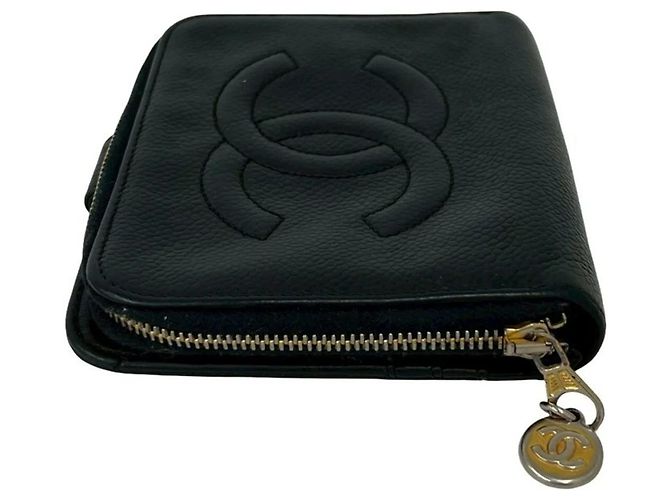 Chanel Coco Mark Vintage Caviar Leather Bi-fold Wallet Black - view 4