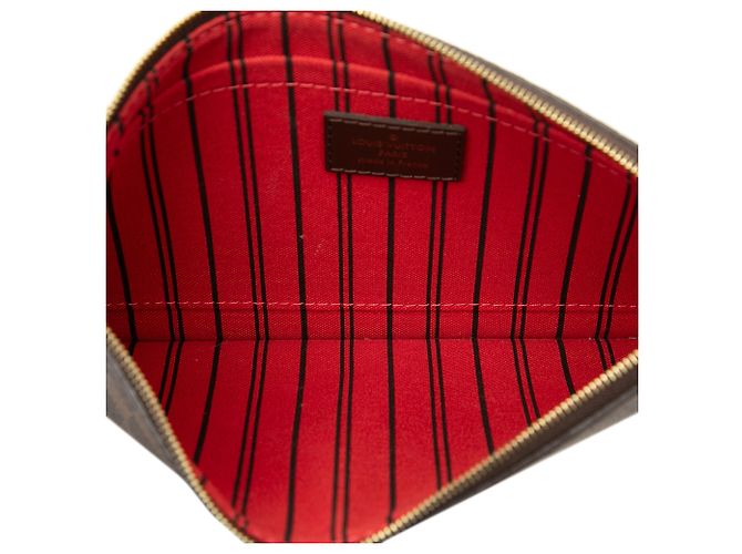 Louis Vuitton Pochette Neverfull Damier Ebene Marrón Castaño - vista 4