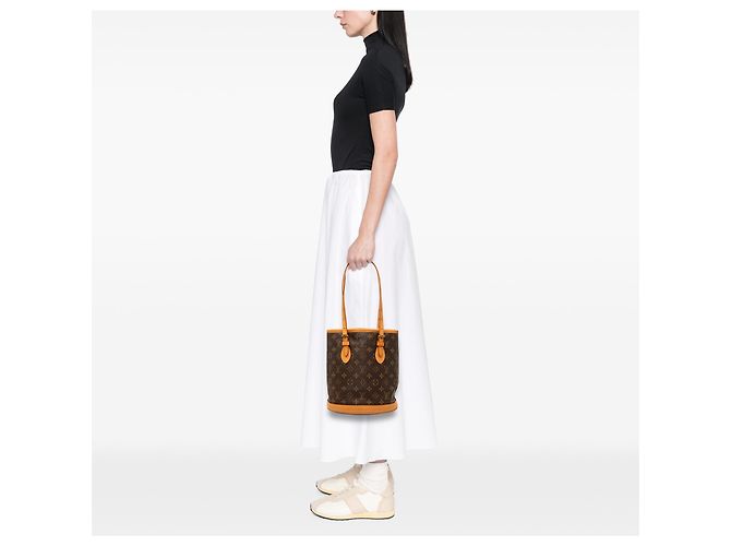 Louis Vuitton Petit Bucket Monogram Marrone - vista 7