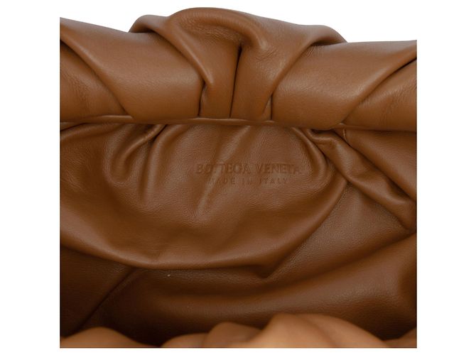 Bottega Veneta Shoulder Pouch in agnello marrone - vista 5