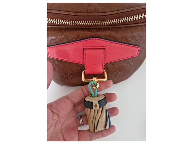 Marsupio Louis Vuitton Monogram Empreinte Marrone - vista 5
