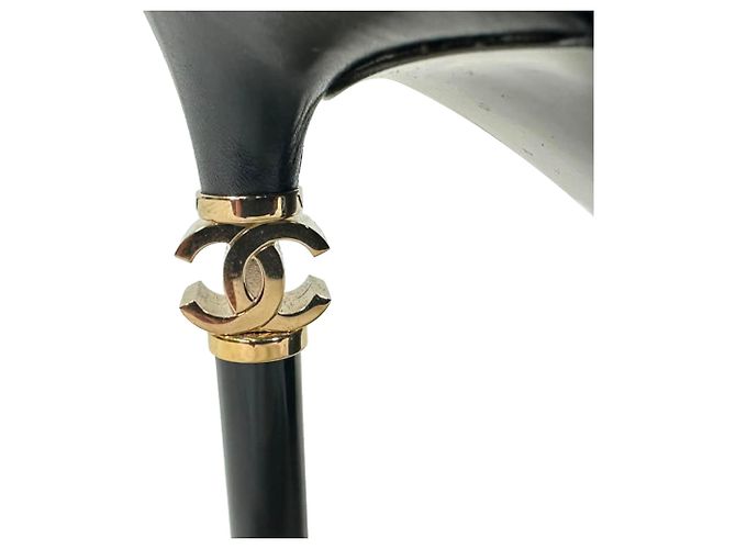 Timeless Sandali con tacco Chanel CC in pelle nera Nero - vista 11